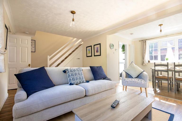 Cosy 2 BR cottage / parking / garden - Ferienwohnung Woodhouse