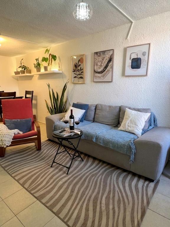 Casa equipada para 6 - Parking privado - Cerca del Valle - B&B Ensenada