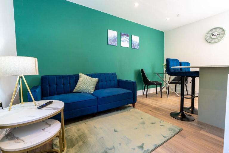 Chester House Apartment- 1BR - B&B Newport