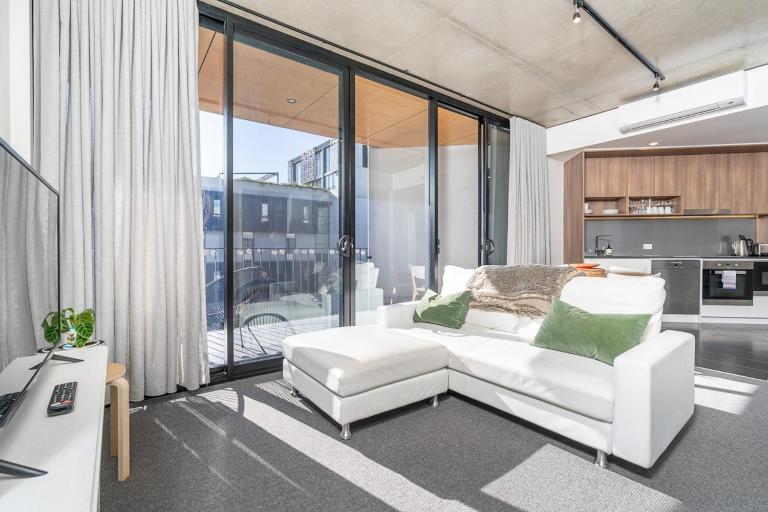 Spacious Kingston Foreshore 1BR Apt - Hosted by Canstay - B&B Kingston