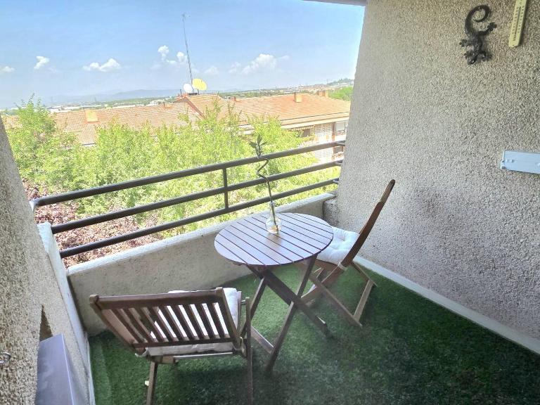 Coqueto Apartamento con Terraza - B&B Las Rozas de Madrid