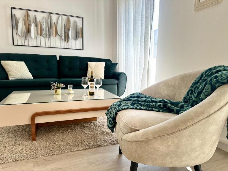 Apartments Teodo - B&B Tivat