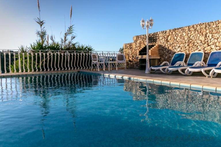 Hibiscus Xaghra - Bed and Breakfast Xagħra