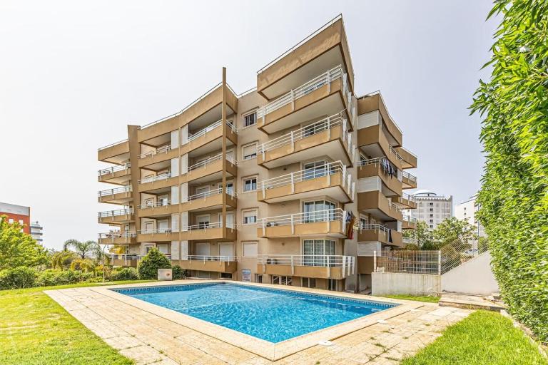 Joia da Rocha | Pool & Beach | Praia da Rocha - Chambres d'hôtes Portimão