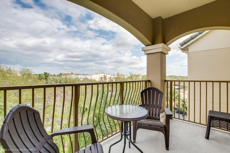 Cozy Condo wPrivate Balcony & FREE Resort Access - B&B Orlando