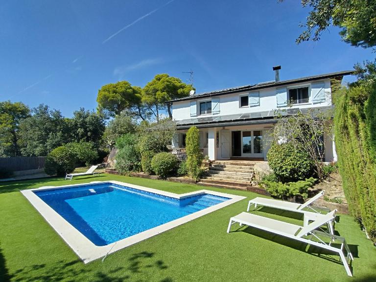 Casa Feliz - B&B San Cipriano de Vallalta