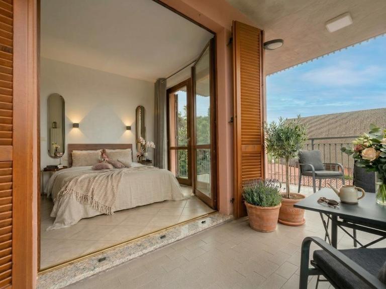Elegant Penthouse LA BALCONATA - Wellness Retreat & Castle View - Chambres d'hôtes Tabiano