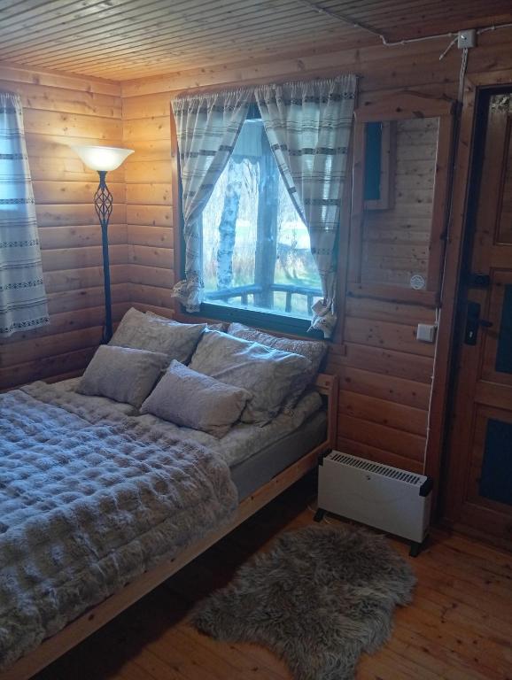 Nabbvolen wood house - B&B Krokstranda