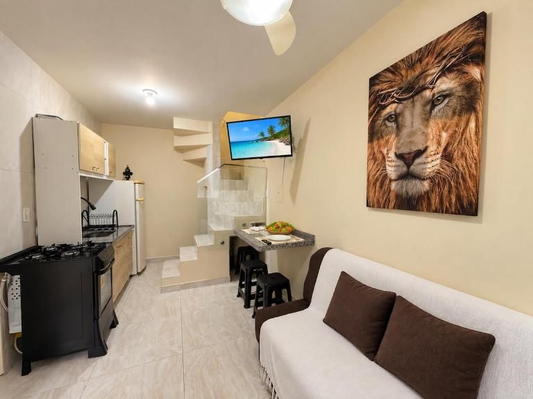 Apartamento com 2 quartos a 350 m da Praia Brava - Chambres d'hôtes Matinhos