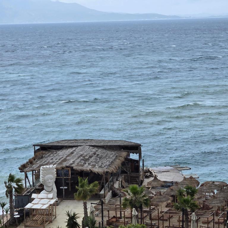 Stunning Panoramic Sea View Apartment - B&B Saranda