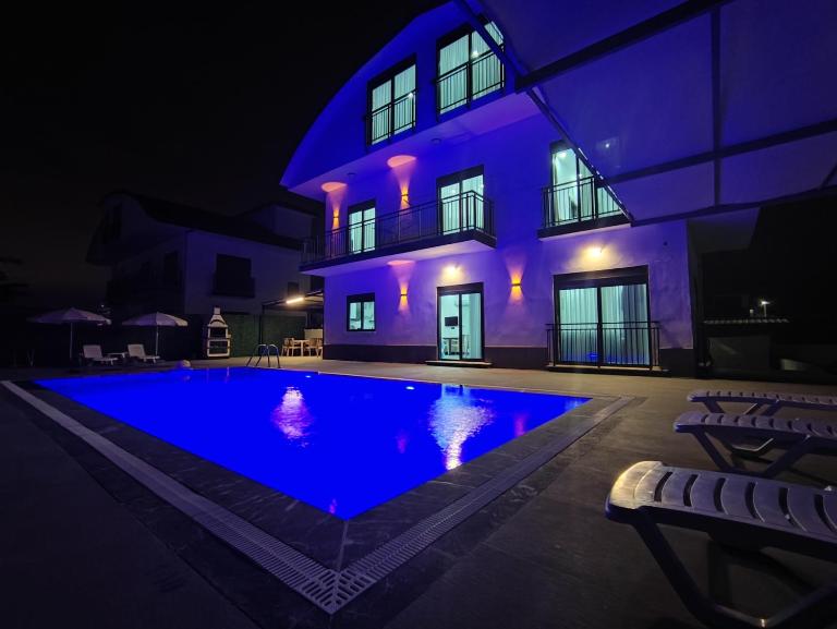 Villa Sebuş - B&B Belek