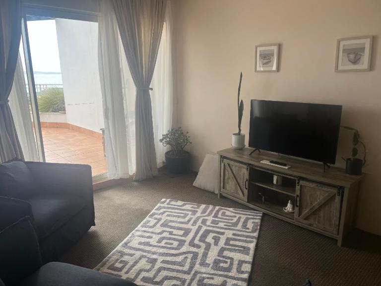 Private 1 Bedroom Apartment in Resort Location Shoal Bay - B&B Shallow Bay