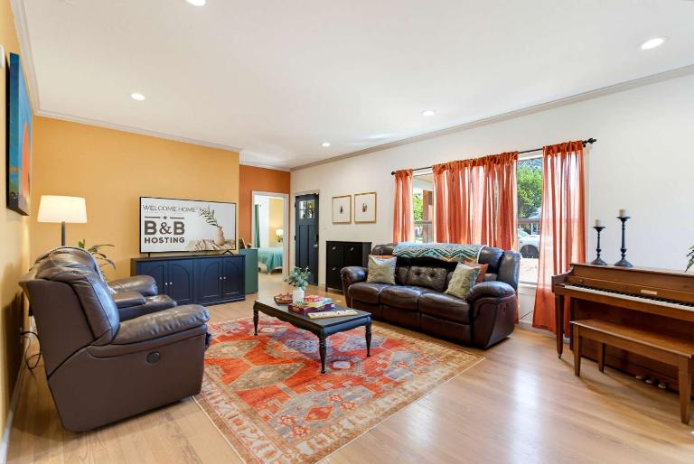 Grand Rhapsody 4Bed 2Bath Huge Yard - B&B Abilene