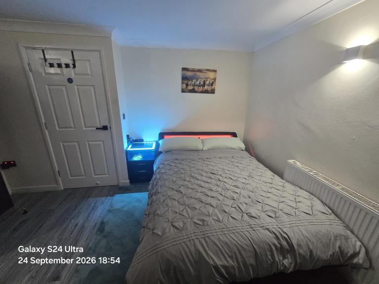 Modern D-LIGHT - B&B Ipswich