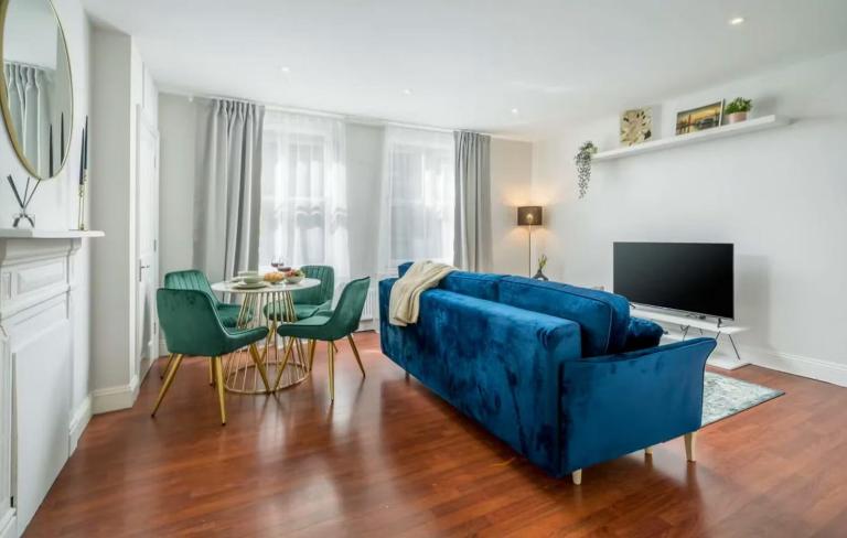 Ativ Stay 1 BR 2P next to Covent Garden - Bed and Breakfast Londen