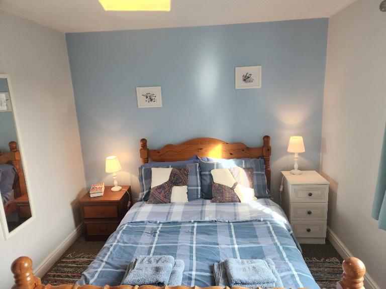 Cosy house for business travel and pleasure - Bed and Breakfast Bickershaw