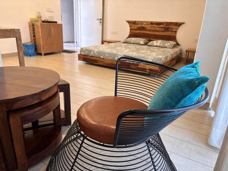 Artist's Abode - B&B Pipri Buzurg