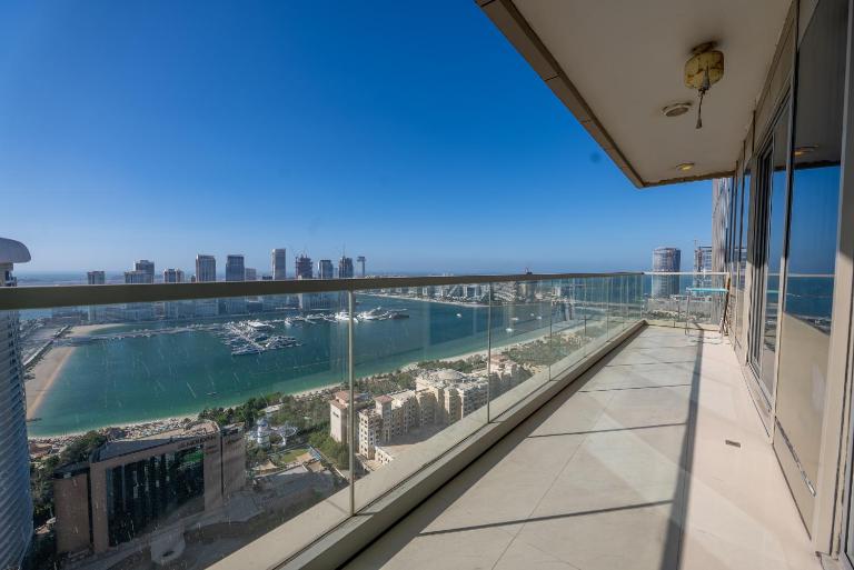 Huge Duplex - Insane Panoramic Sea & Atlantis Royal View - Dubai Marina - B&B Dubai