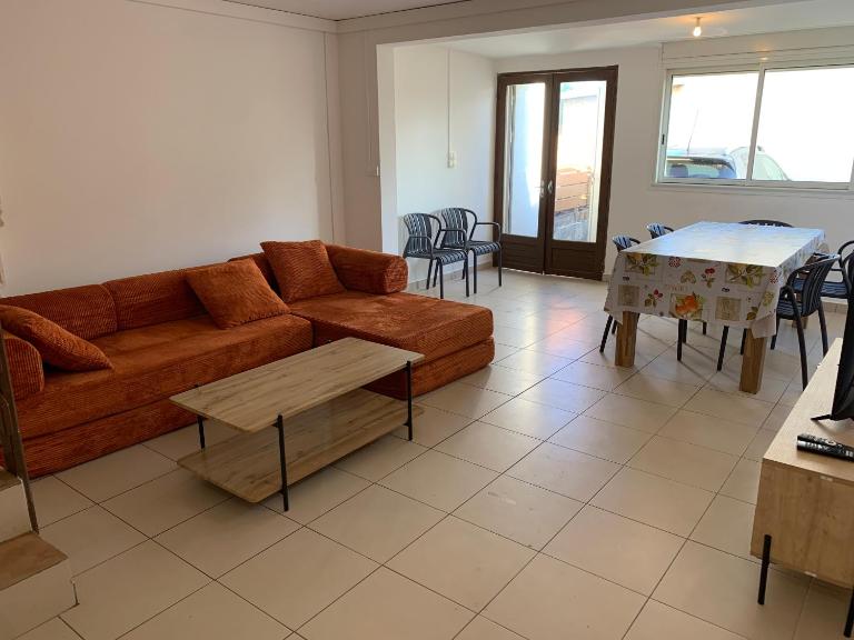 L Horizon Appartement 2 Chambres 90m2 Terre Sainte Saint-Pierre - Chambres d'hôtes Saint-Pierre