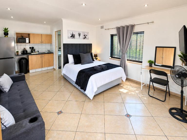 Waverley Pumpkin House Self Catering Unit 1 - B&B Pretoria