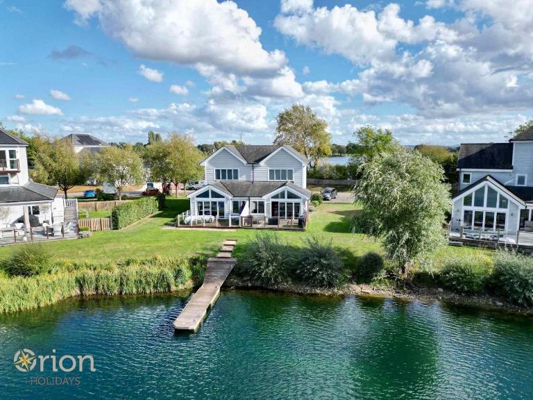 Summer Lake 32B, Meadowlark - Chambres d'hôtes South Cerney