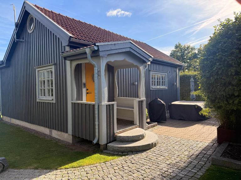 Stuga nyrenoverad Dunö, Kalmar - B&B Kalmar