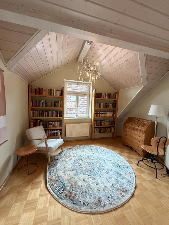 Zwischen Altstadtflair und Kirchenblick - Ferienwohnung Waibstadt
