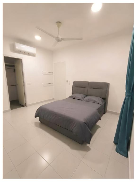 Spacious Apartment 3BR 6-7 Pax Homestay Setia Ecohill Semenyih - B&B Seminyih