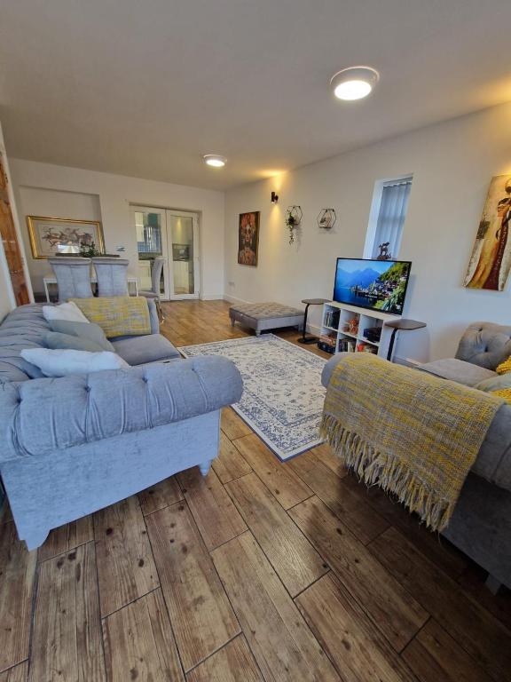 Spacious 2-Bed House Near JR Hospital & Oxford City Centre, Free Parking & Garden - B&B Oxford