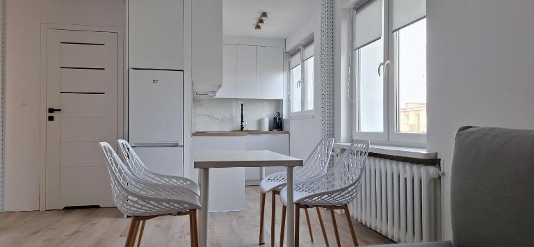 Centrum Dekada - B&B Skierniewice
