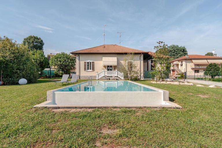 Casa Matilde con piscina - Ferienwohnung Sesto Calende