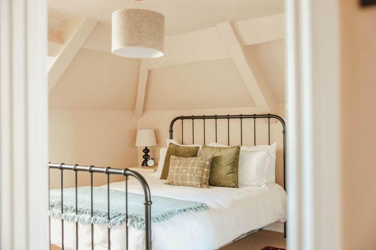Vintage Lux Apt - Central Frome - Parking - B&B Frome