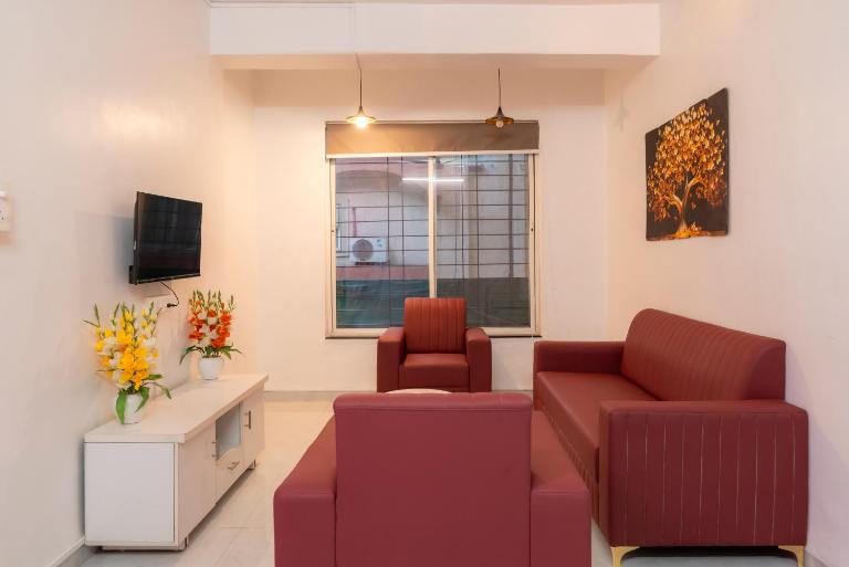 Home Vibe 2bhk by Royal Luxor Stays in Koregaon Park, Pune - B&B Pune