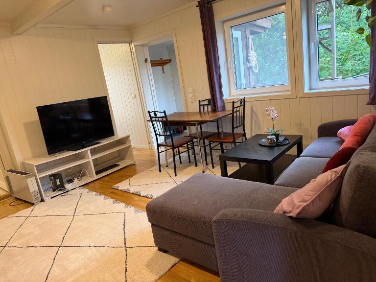 Sentral 2 Bedroom Apartment Med Eli bil lading mulighet - B&B Kristiansand