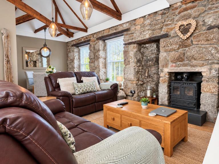 Boatsman's Cottage- sleeps 4- Garage- Mousehole - B&B Mousehole