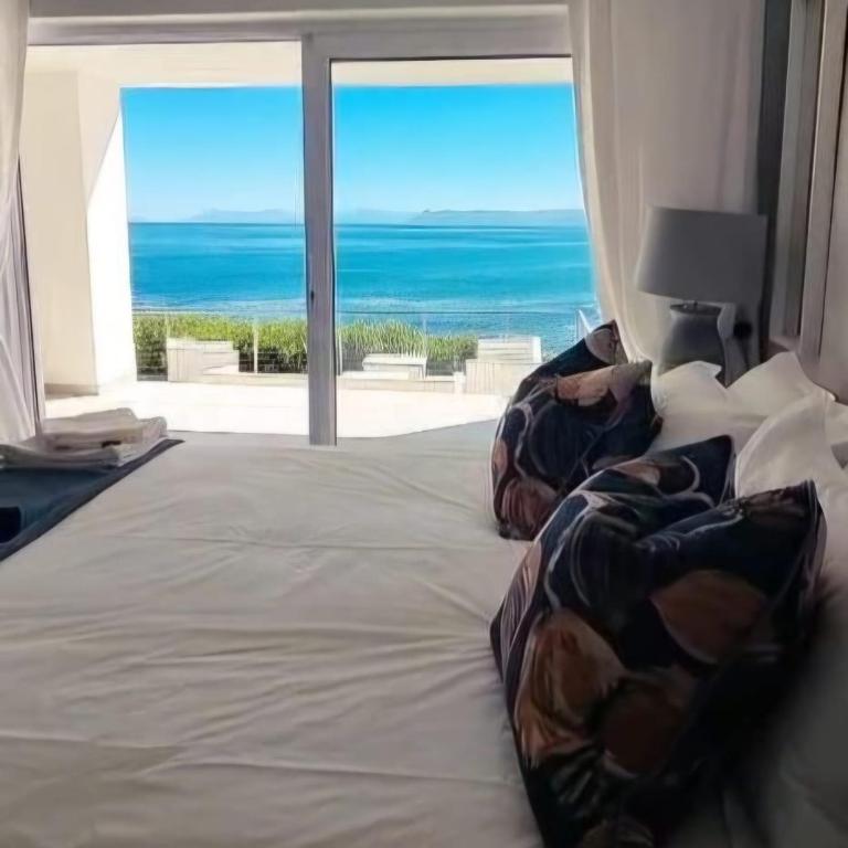 Absolute Bliss - B&B Gansbaai