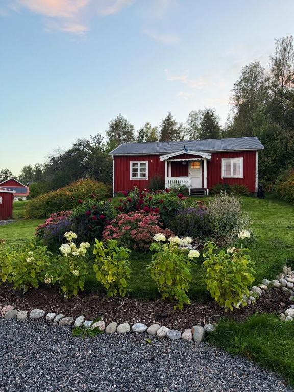 Cozy guesthouse close to lake and nature! - B&B Åmotfors