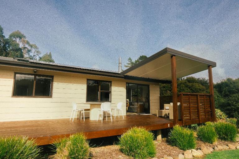 Mill Creek Cottage - B&B Coroglen
