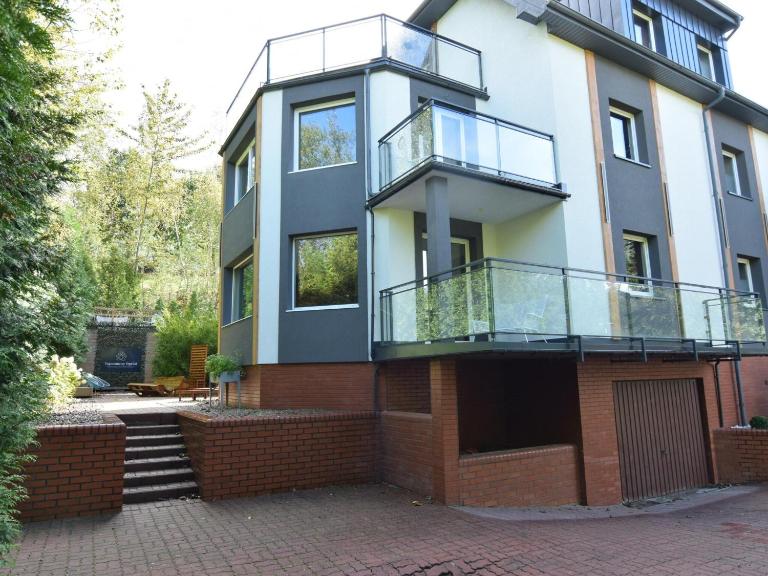 Comfortable Jacuzzi Apartment for 8 in Stezyca - B&B Stężyca