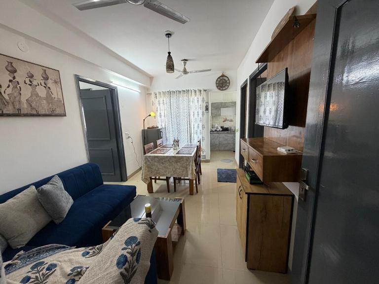 Mogra Apartment 2 BHK with balcony Vaishali Nagar - Chambres d'hôtes Jaipur