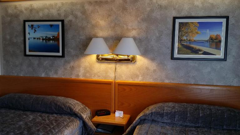 Lakeview Inn - B&B Blind River