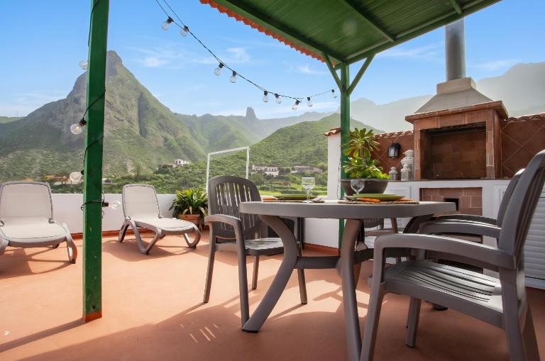 Comfortable house in Santa Cruz 130 m² with sea and mountain view - B&B Santa Cruz de Tenerife