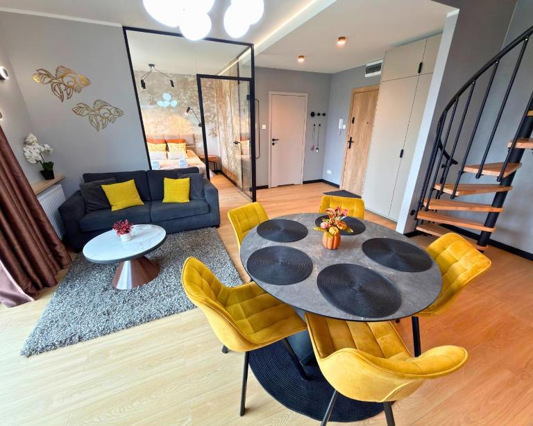 NOWY Dwupiętrowy Apartament nad Jeziorem z widokiem na wodę - Marina Ostróda - Chambres d'hôtes Ostróda