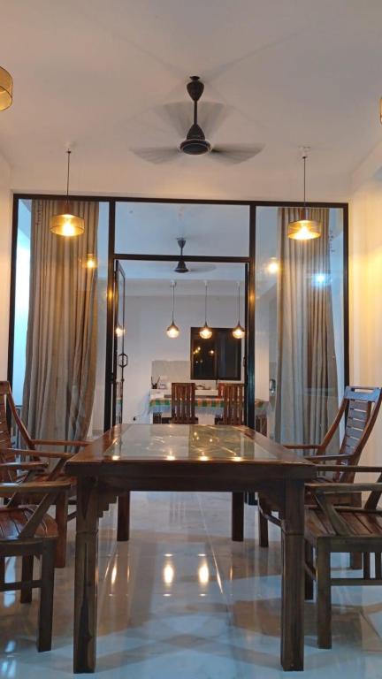 The King CoCo House - Ferienwohnung Unawatuna