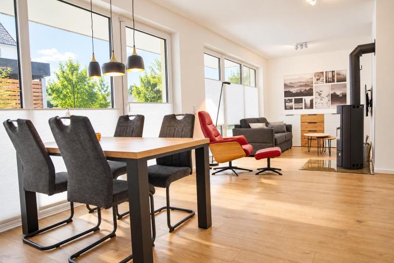 Gebirgsresort - Ferienwohnung 2 0 1 - B&B Winterberg