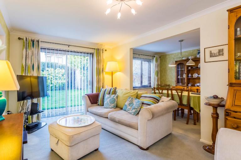 Toast Stays - Elgin Escape - B&B Darlington