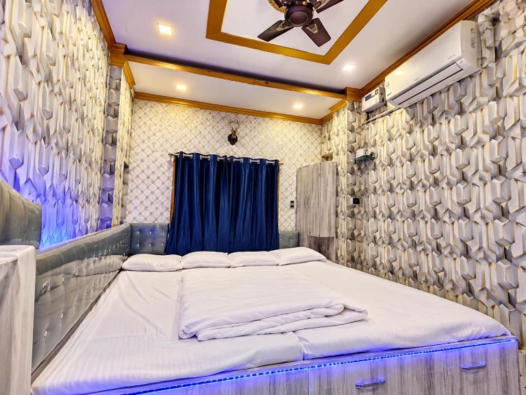 Baba kashi vishwanath home stay - Bed and Breakfast Benares