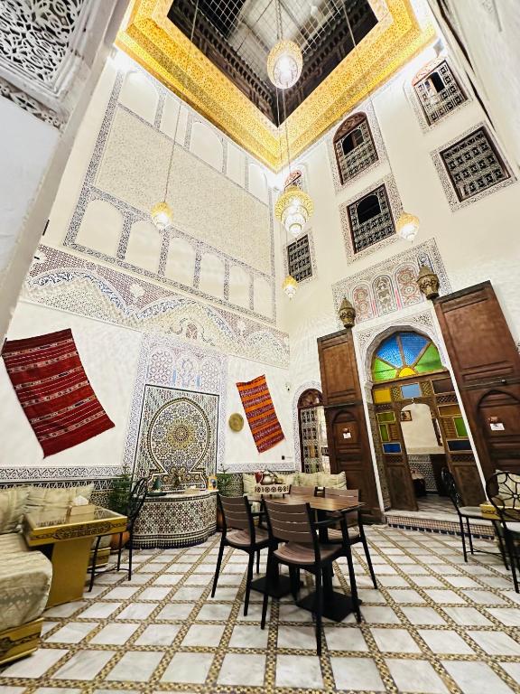 Riad T-A-J Fès Crown - B&B Fes