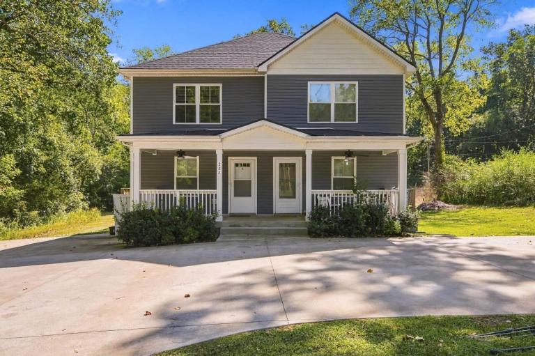 Spacious 3BR Retreat Near Fort Campbell & APSU - B&B Clarksville