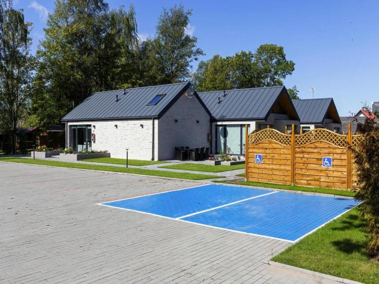 Holiday Home in Ustronie Morskie near Beach - Ferienwohnung Henkenhagen